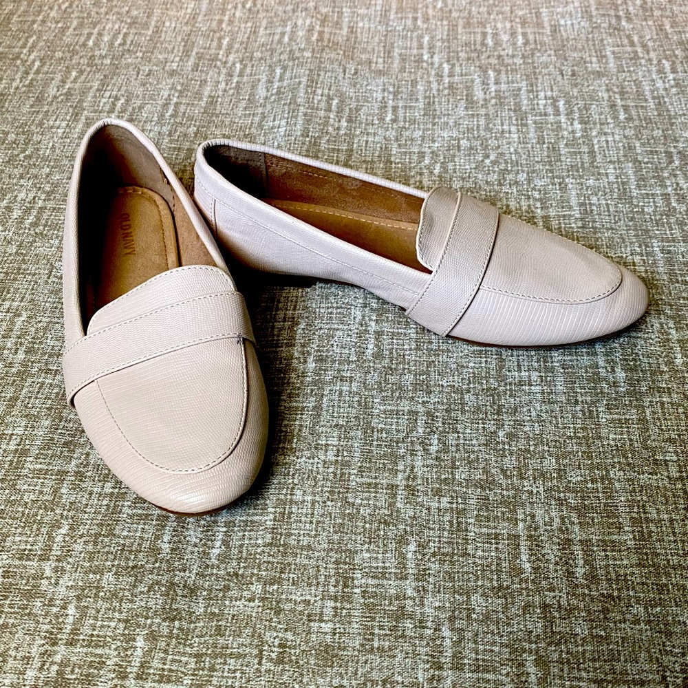 Womens Old Navy Loafers